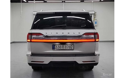 lincoln-navigator - 3