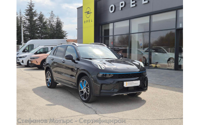 lynk-co-01-suv-261k-s-plug-in-hybrid - 0