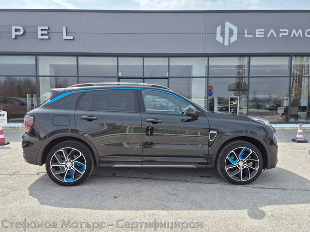 LYNK&CO 01 SUV 261к.с. Plug-In Hybrid - автомобили, коли, обяви за нови и употребявани 4