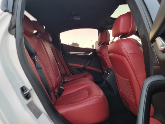 Maserati Ghibli / Individual/ 3.0 V6/ - автомобили, коли, обяви за нови и употребявани 11