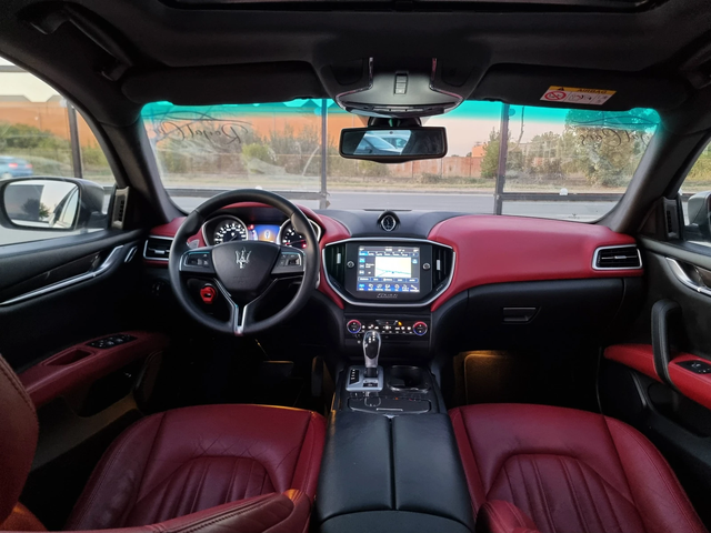 Maserati Ghibli / Individual/ 3.0 V6/ - автомобили, коли, обяви за нови и употребявани 13