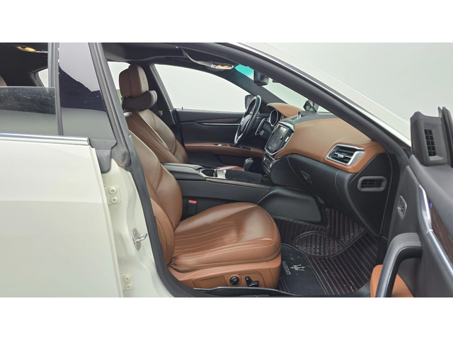 Maserati Ghibli 3.0 autogeorge.com - автомобили, коли, обяви за нови и употребявани 9