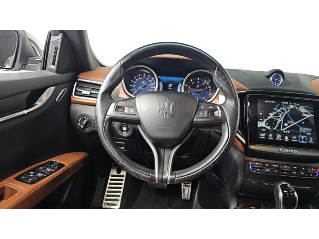 Maserati Ghibli 3.0 Sports autogeorge.com - автомобили, коли, обяви за нови и употребявани 12