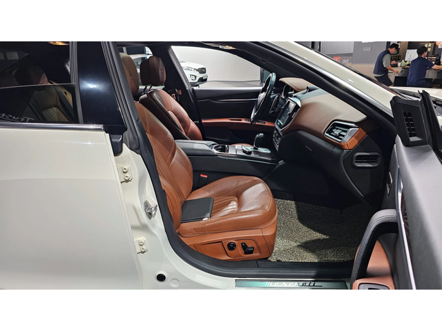 Maserati Ghibli 3.0 autogeorge.com - автомобили, коли, обяви за нови и употребявани 8