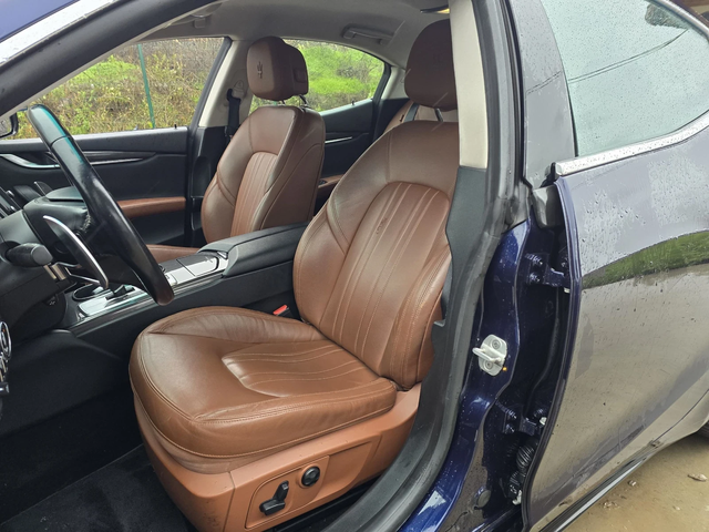 Maserati Ghibli 3.0d 250к.с SPORT - автомобили, коли, обяви за нови и употребявани 8