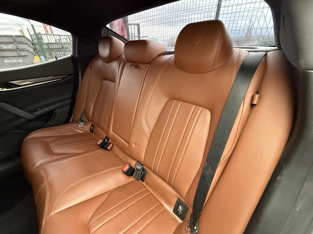 Maserati Ghibli 3.0 V6 BI TURBO* СЕРВ.ИСТОРИЯ - автомобили, коли, обяви за нови и употребявани 9