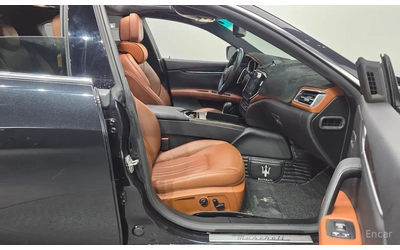 Maserati Ghibli 3.0 V6 / COGNAC INT / PANO / ЩОРИ - автомобили, коли, обяви за нови и употребявани 13