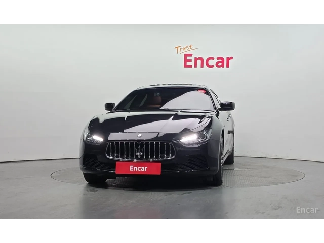 Maserati Ghibli 3.0 V6 / COGNAC INT / PANO / ЩОРИ - автомобили, коли, обяви за нови и употребявани 2