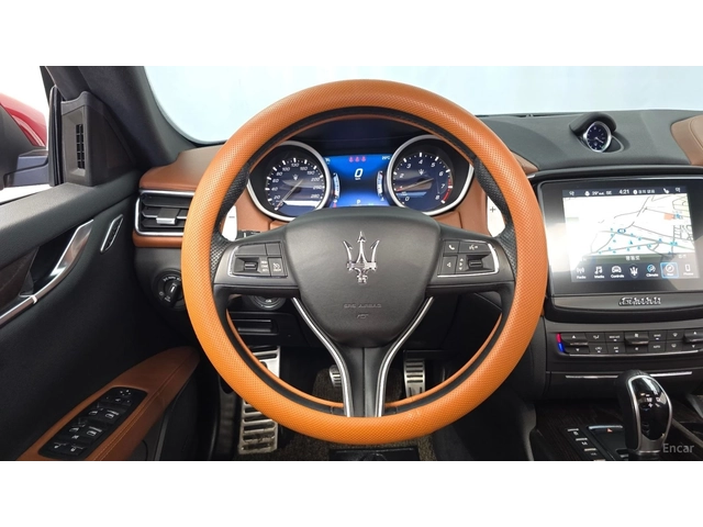 Maserati Ghibli 3.0 GRAN SPORT* КОЖА* ПОДГРЕВ* ПАНО* НАВИ* КАМЕРА - автомобили, коли, обяви за нови и употребявани 12