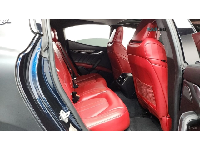 Maserati Ghibli GranSport* CARBON* КОЖА* ОБДУХВ* НАВИ* ПАНО - автомобили, коли, обяви за нови и употребявани 8