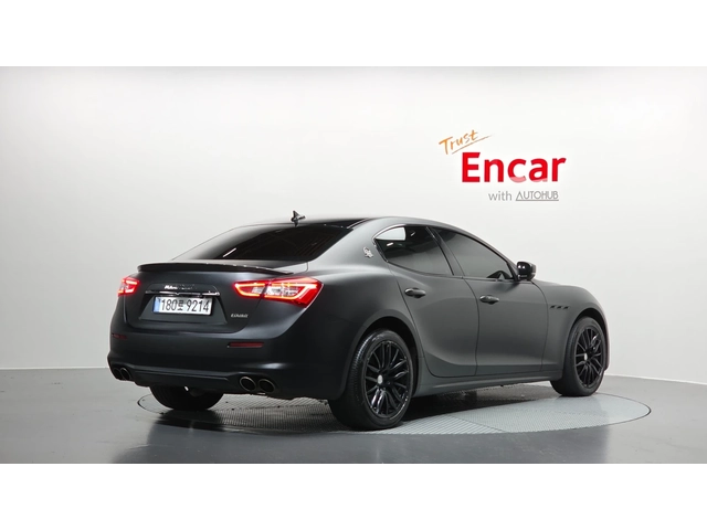 Maserati Ghibli 3.0 V6 - автомобили, коли, обяви за нови и употребявани 1