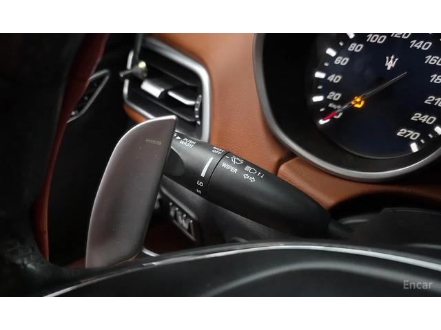 Maserati Ghibli 3.0 diesel - автомобили, коли, обяви за нови и употребявани 3
