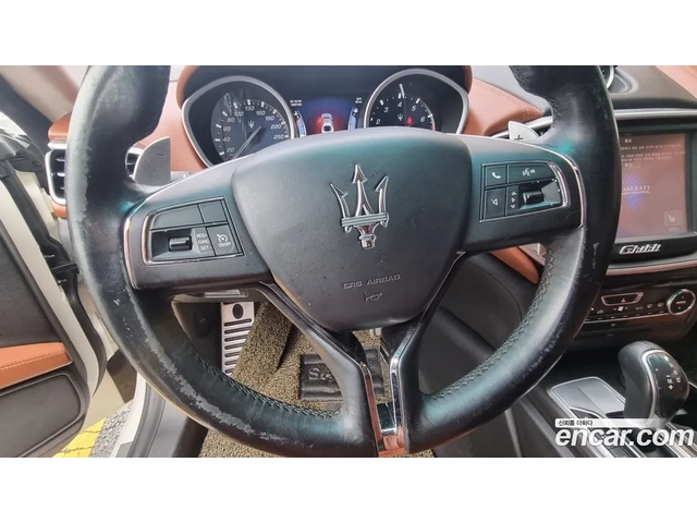 Maserati Ghibli - автомобили, коли, обяви за нови и употребявани 10