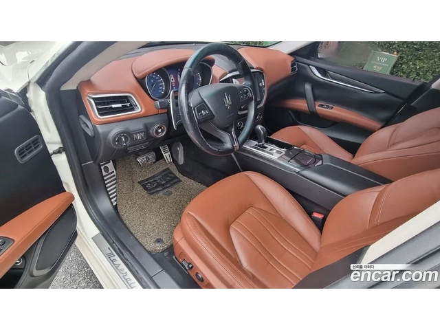 Maserati Ghibli - автомобили, коли, обяви за нови и употребявани 9