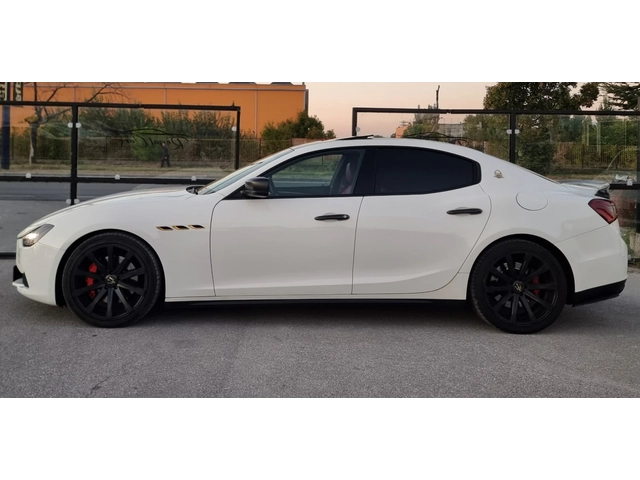 Maserati Ghibli / Individual/ 3.0 V6/ - автомобили, коли, обяви за нови и употребявани 7