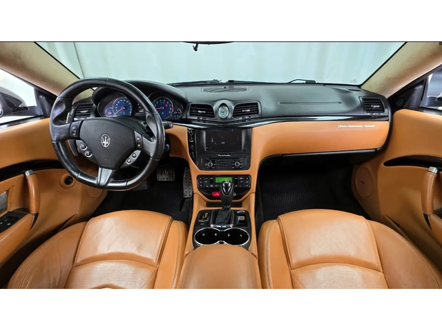 Maserati GranTurismo - автомобили, коли, обяви за нови и употребявани 10