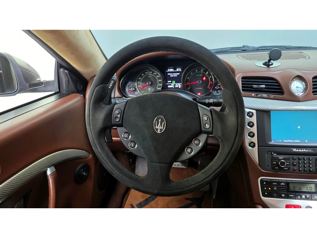 Maserati GranTurismo S 4.7* ЧИСТА ИСТОРИЯ БЕЗ ИНЦИДЕНТИ* КРАЙНА ЦЕНА - автомобили, коли, обяви за нови и употребявани 5