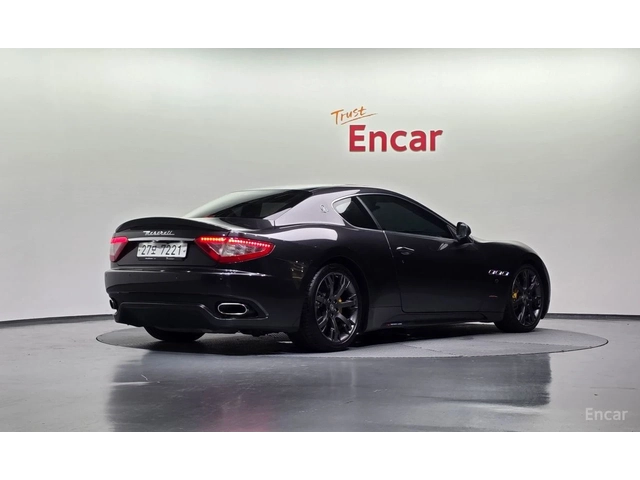 Maserati GranTurismo S* 4.7 - автомобили, коли, обяви за нови и употребявани 1