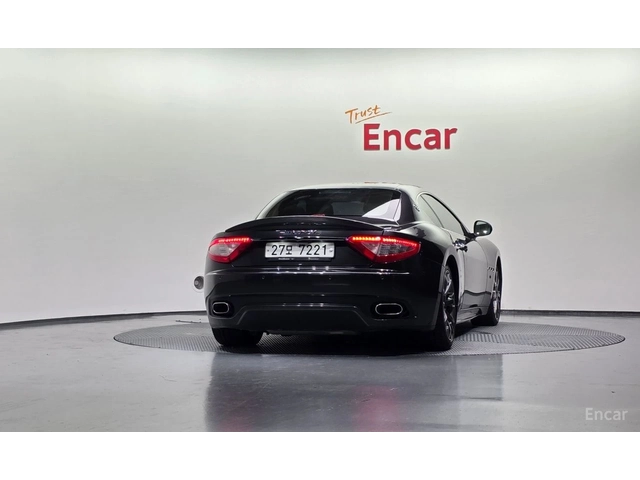Maserati GranTurismo S* 4.7 - автомобили, коли, обяви за нови и употребявани 3