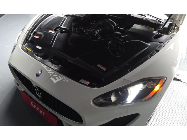 Maserati GranTurismo 4.7* SPORT* - автомобили, коли, обяви за нови и употребявани 16