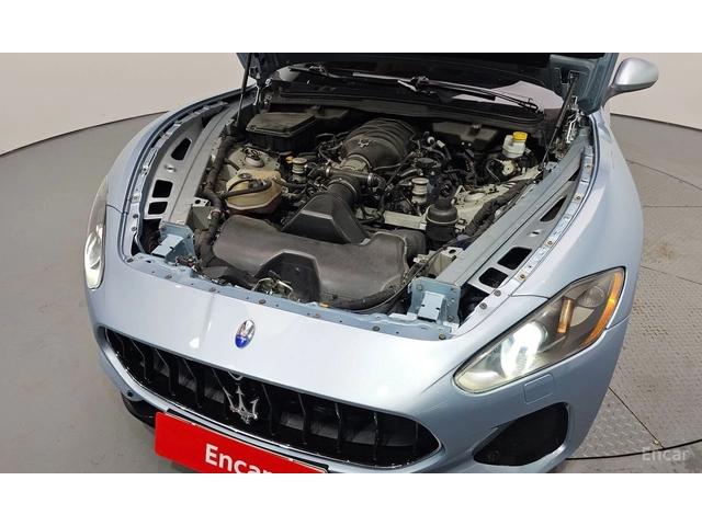 Maserati GranTurismo 4.2* V8 - автомобили, коли, обяви за нови и употребявани 5