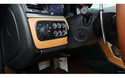 Maserati GranTurismo 4.7 SPORT* CARBON* КОЖА* ПОДГРЕВ* КАМЕРА - автомобили, коли, обяви за нови и употребявани 15