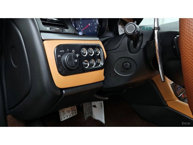 Maserati GranTurismo 4.7 SPORT* CARBON* КОЖА* ПОДГРЕВ* КАМЕРА - автомобили, коли, обяви за нови и употребявани 15