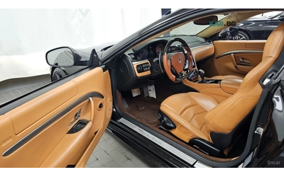 Maserati GranTurismo 4.7 SPORT* CARBON* КОЖА* ПОДГРЕВ* КАМЕРА - автомобили, коли, обяви за нови и употребявани 9