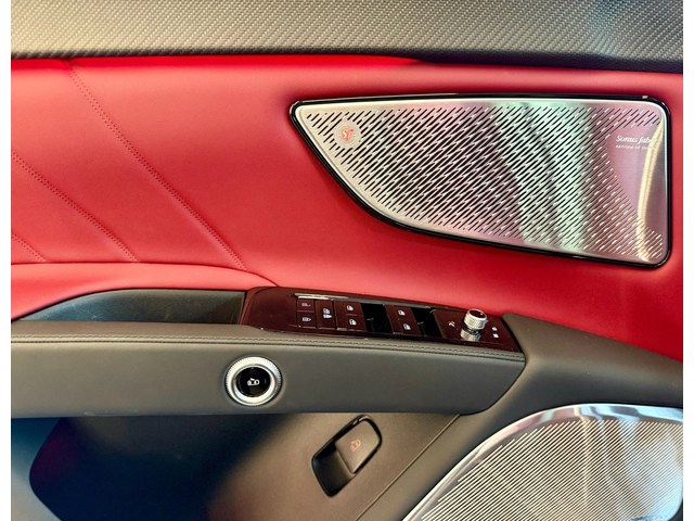 Maserati Grecale Trofeo* V6* 21" * ЧИСТО НОВ* ЛИЗИНГ - автомобили, коли, обяви за нови и употребявани 6