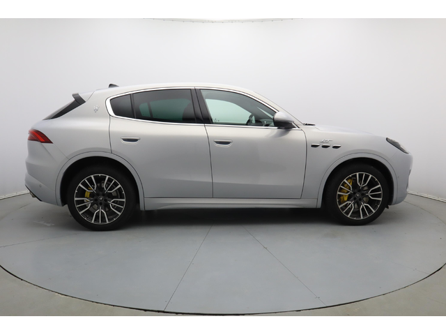 Maserati Grecale - автомобили, коли, обяви за нови и употребявани 28