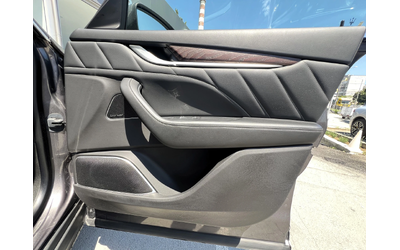 Maserati Levante GT Hybrid - автомобили, коли, обяви за нови и употребявани 7