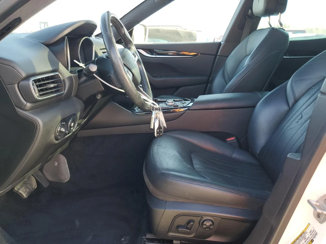 Maserati Levante Q4 AWD* DISTRONIC* PANO* КОЖА - автомобили, коли, обяви за нови и употребявани 6