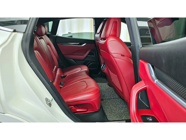 Maserati Levante 3.0 AWD SPORT autogeorge.com - автомобили, коли, обяви за нови и употребявани 10