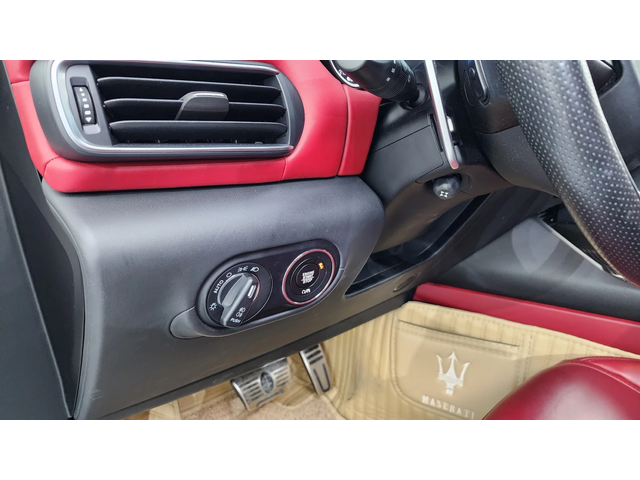 Maserati Levante 3.0 AWD SPORT autogeorge.com - автомобили, коли, обяви за нови и употребявани 13