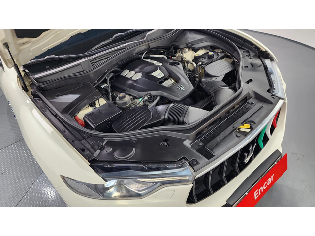 Maserati Levante 3.0 AWD SPORT autogeorge.com - автомобили, коли, обяви за нови и употребявани 5