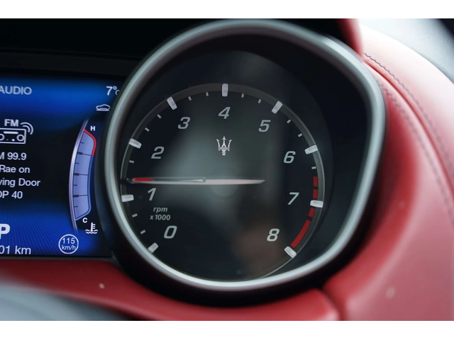 Maserati Levante * Sport * CARFAX * ЦЕНА ДО БГ - автомобили, коли, обяви за нови и употребявани 13