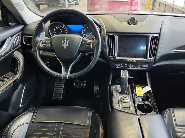 Maserati Levante 3.8 GTS С РЕГИСТРАЦИЯ & АВТО КРЕДИТ - автомобили, коли, обяви за нови и употребявани 5