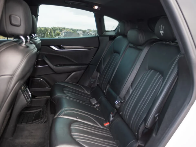 Maserati Levante S GRANLUSSO 424 HP* HARMAN* PANO* БЯЛА ПЕРЛА - автомобили, коли, обяви за нови и употребявани 15