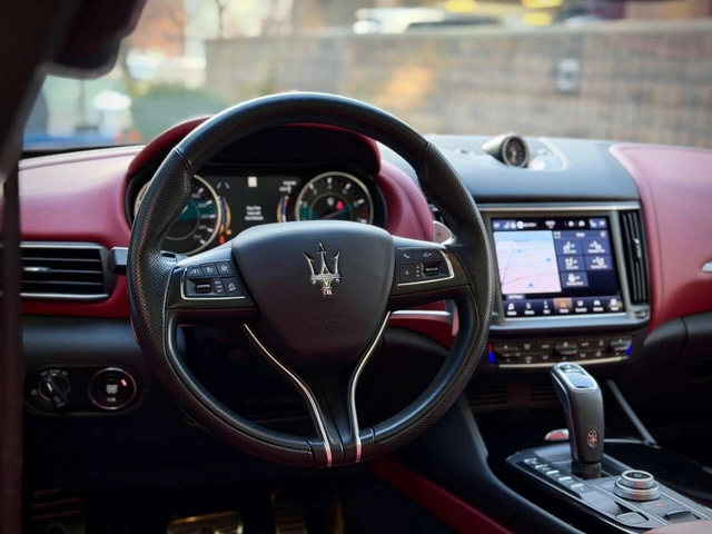 Maserati Levante ОБДУХВАНЕ / ЧЕРВЕНА КОЖА / ПАНОРАМА / ЦЕНА ДО БГ - автомобили, коли, обяви за нови и употребявани 11