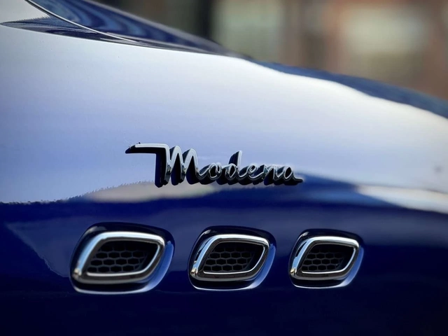 Maserati Levante ОБДУХВАНЕ / ЧЕРВЕНА КОЖА / ПАНОРАМА / ЦЕНА ДО БГ - автомобили, коли, обяви за нови и употребявани 5
