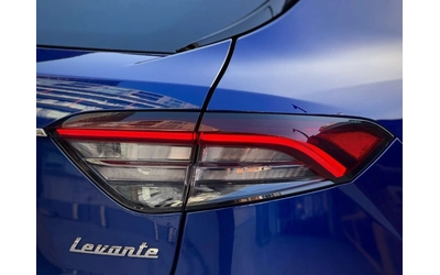 Maserati Levante ОБДУХВАНЕ / ЧЕРВЕНА КОЖА / ПАНОРАМА / ЦЕНА ДО БГ - автомобили, коли, обяви за нови и употребявани 8
