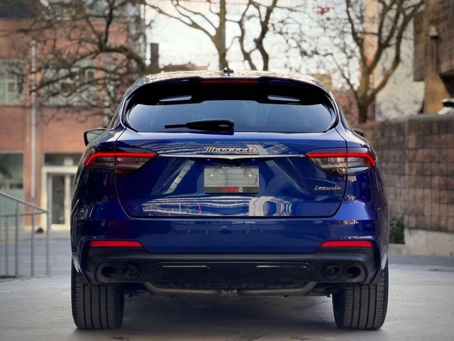 Maserati Levante ОБДУХВАНЕ / ЧЕРВЕНА КОЖА / ПАНОРАМА / ЦЕНА ДО БГ - автомобили, коли, обяви за нови и употребявани 9