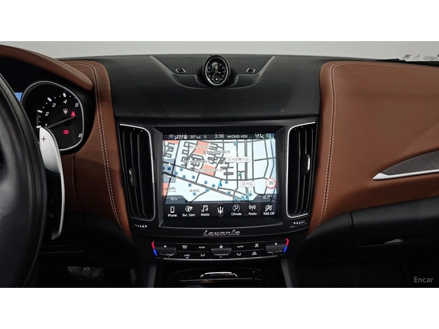 Maserati Levante 3.0 AWD GranLusso* КОЖА* ОБДУХВ* НАВИ* ПАНО - автомобили, коли, обяви за нови и употребявани 10