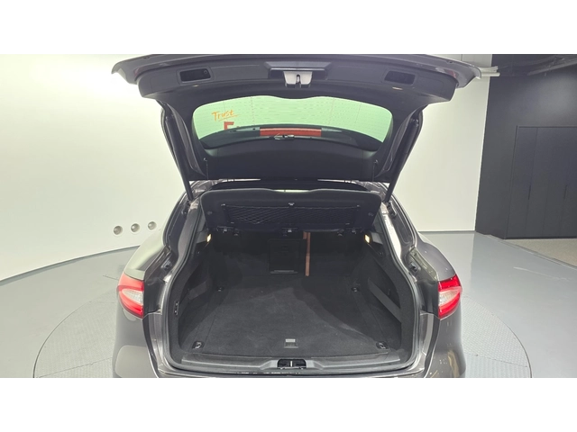 Maserati Levante 3.0 Diesel AWD Premium - автомобили, коли, обяви за нови и употребявани 15