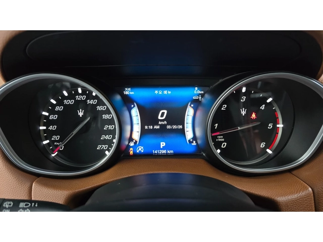 Maserati Levante 3.0 Diesel AWD Premium - автомобили, коли, обяви за нови и употребявани 7
