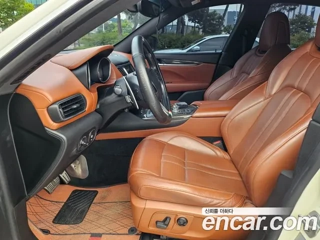 Maserati Levante ДИЗЕЛ | 2 КЛЮЧА | ПАНОРАМА - автомобили, коли, обяви за нови и употребявани 8
