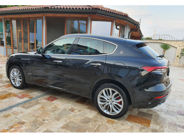 Maserati Levante S Q4 GranSport  ГАРАНЦИЯ - автомобили, коли, обяви за нови и употребявани 4