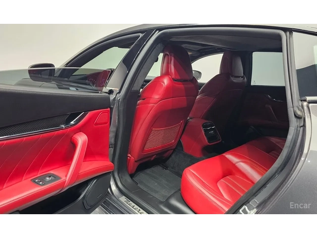 Maserati Quattroporte S* Q4* ОБДУХВАНЕ* ДИСТРОНИК* 360КАМЕРА* - автомобили, коли, обяви за нови и употребявани 14