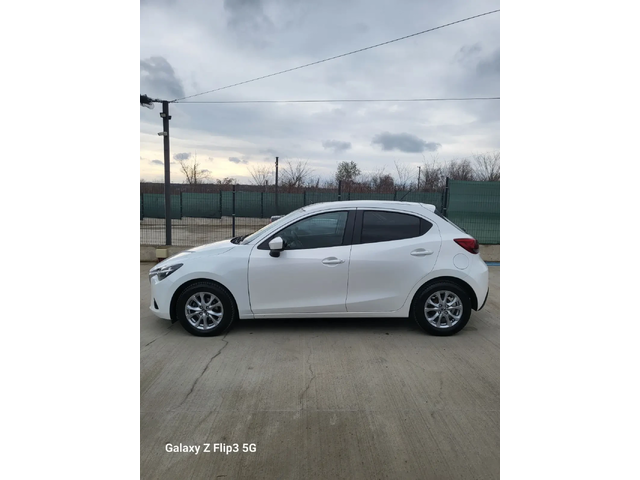 Mazda 2 - автомобили, коли, обяви за нови и употребявани 7
