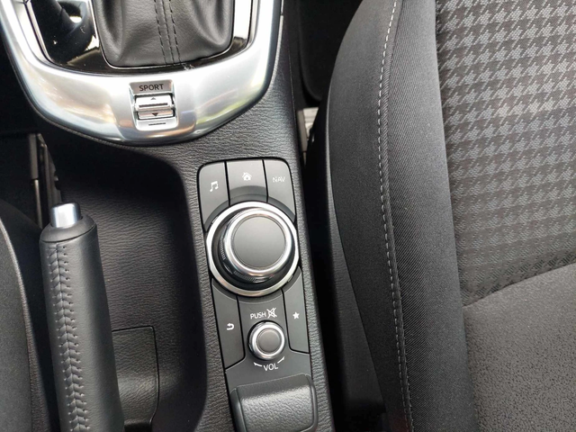 Mazda 2 1, 5i 90ps 67000km!!! - автомобили, коли, обяви за нови и употребявани 8